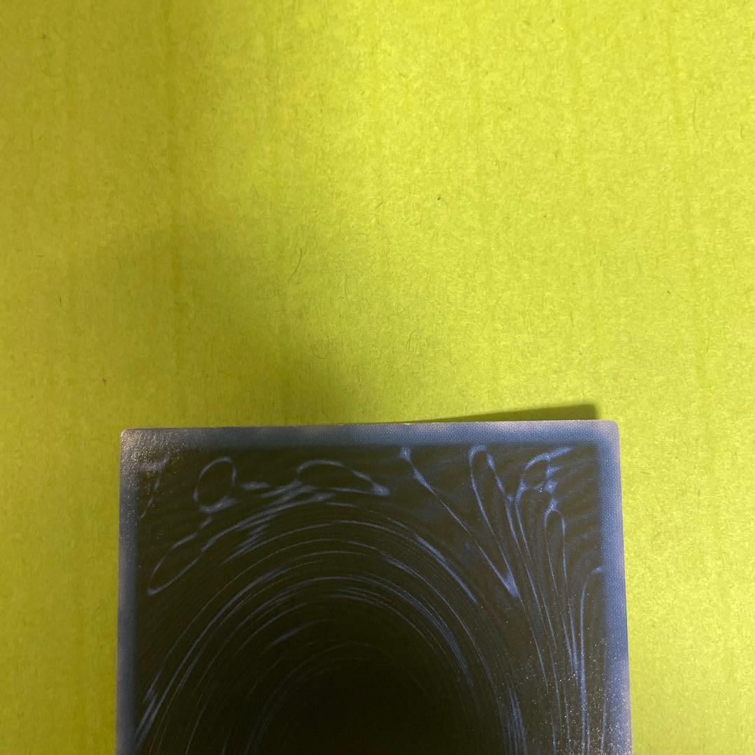 遊戯王 オシリスの天空竜 ラーの翼神竜 オベリスクの巨神兵 三幻神