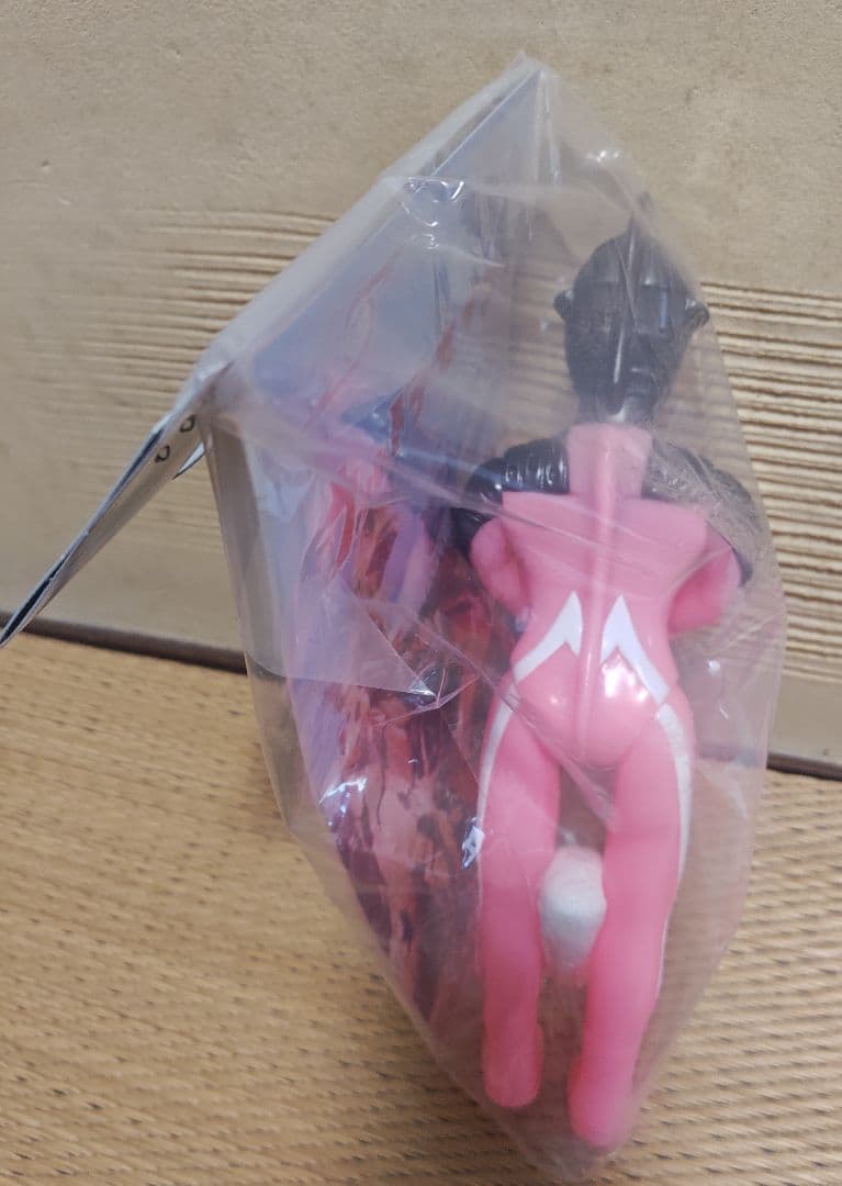 【未開封】マルサン ウルトラセブン 450 ピンク　ハヤカワサトミ　サイン色紙付