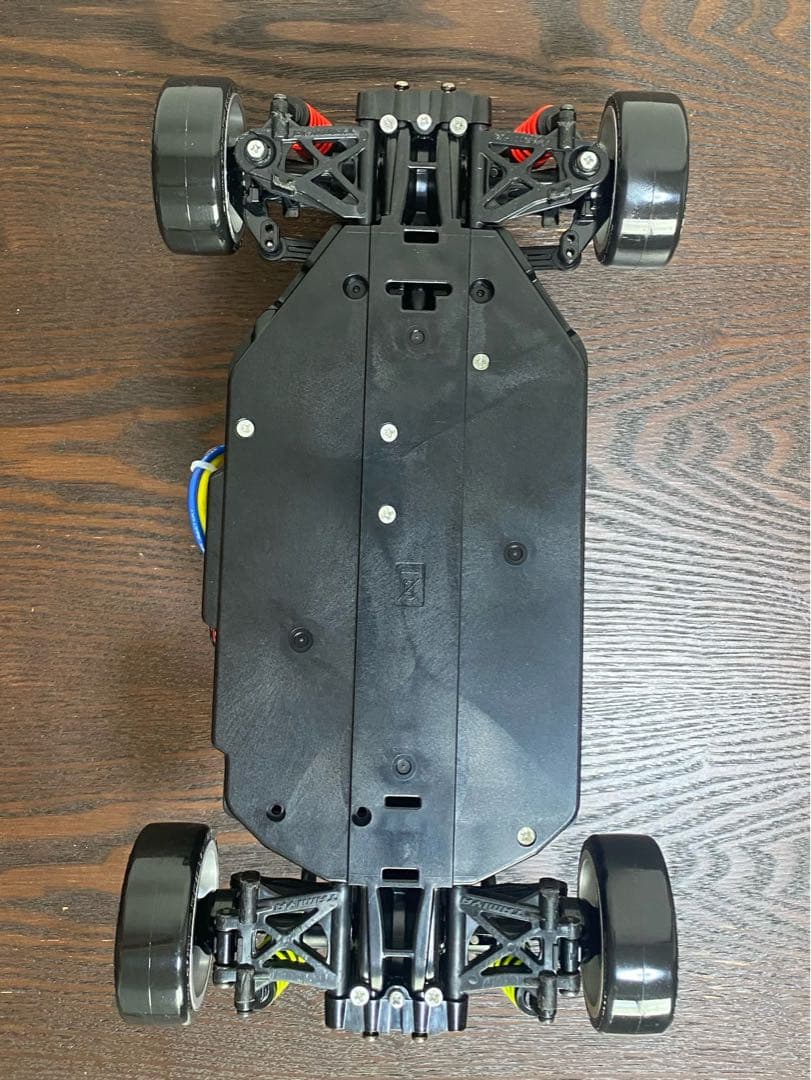 P*フ様 初心者(入門) タミヤ　ラジコン　tt02 シャーシ　R34 ボディ