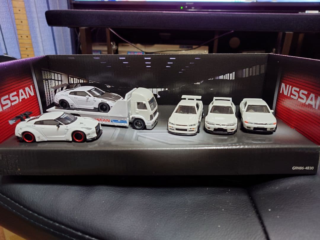 ミニカー Hotwheels PREMIUM Nissan GT-R MINIGT set