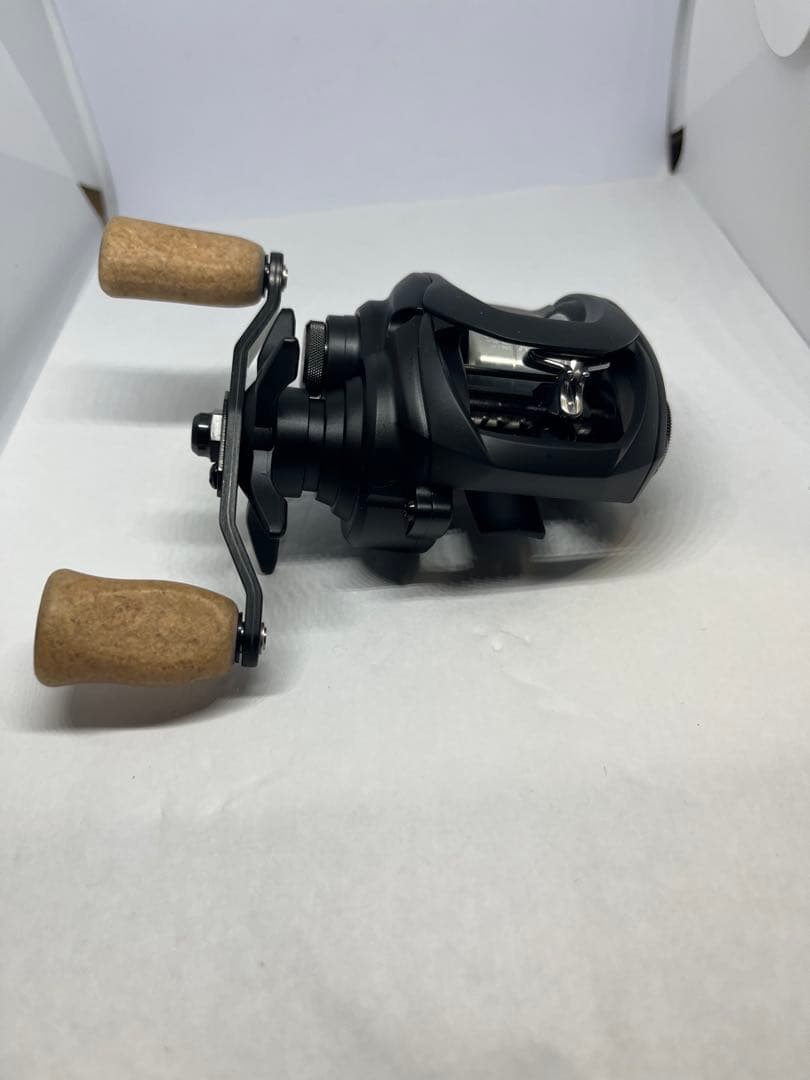 【新品未使用】SLPワークス ベイトリール22TR SV TW105H-SLPW