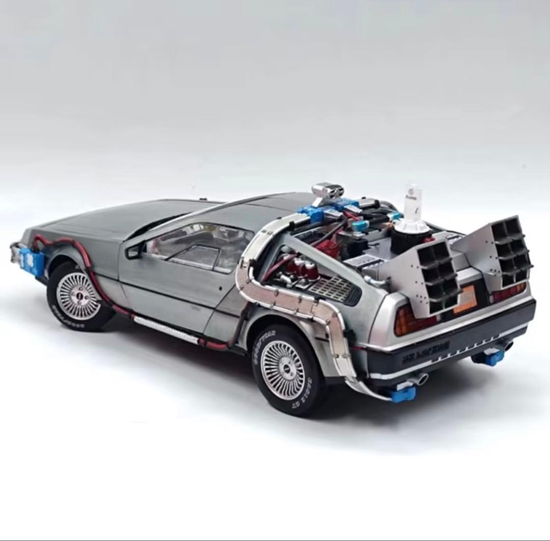 Hot wheels デロリアン タイムマシン 1/18スケール