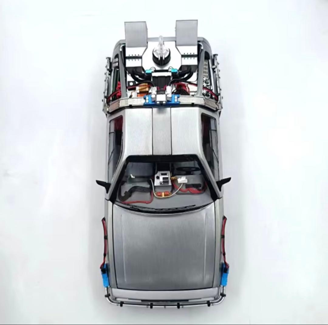 Hot wheels デロリアン タイムマシン 1/18スケール