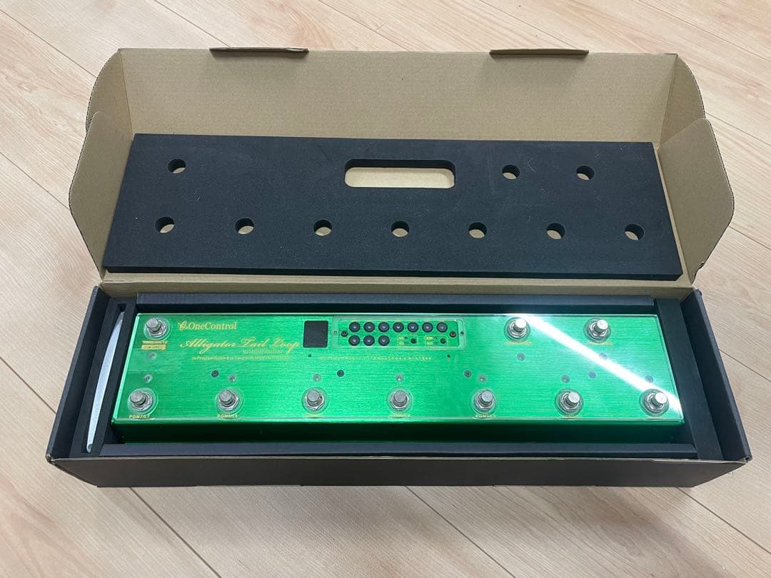 ギター One Control Crocodile Tail Loop OC10