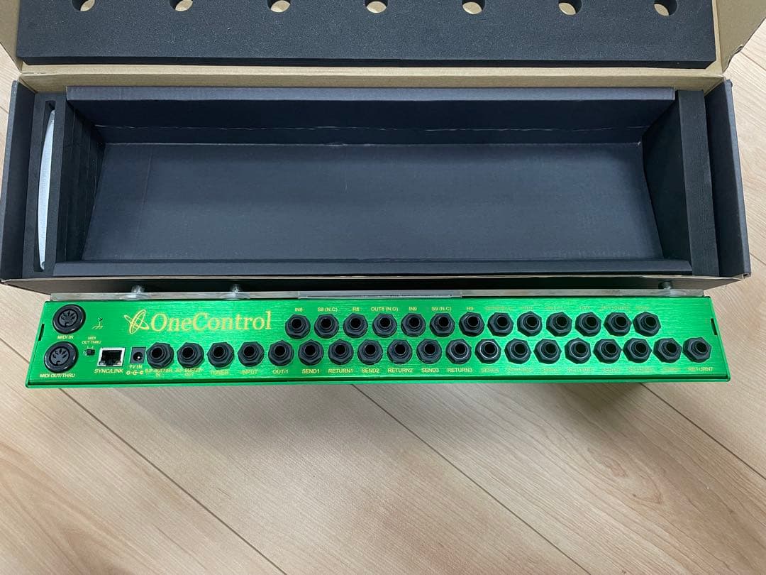 ギター One Control Crocodile Tail Loop OC10