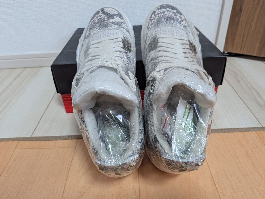 シューズ(男性用) Air Jordan 4 snakeskin Premium