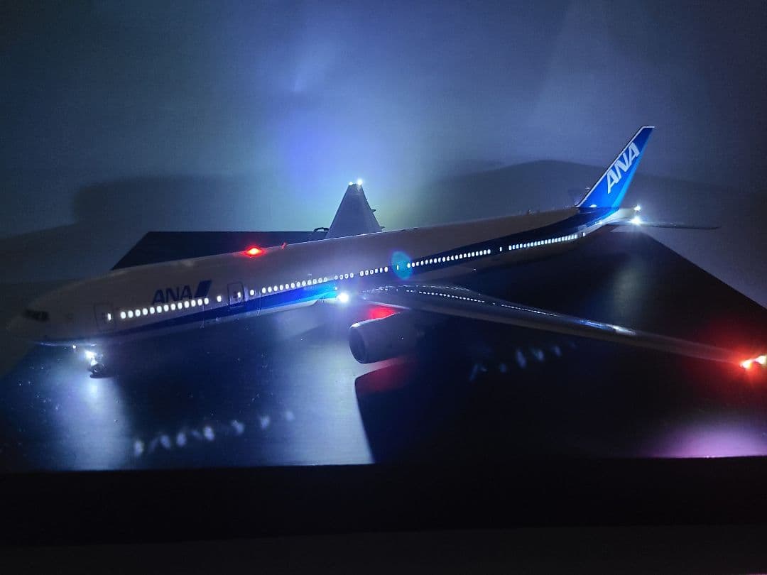 ANA BOEING 777-300 LED 仕様完成品