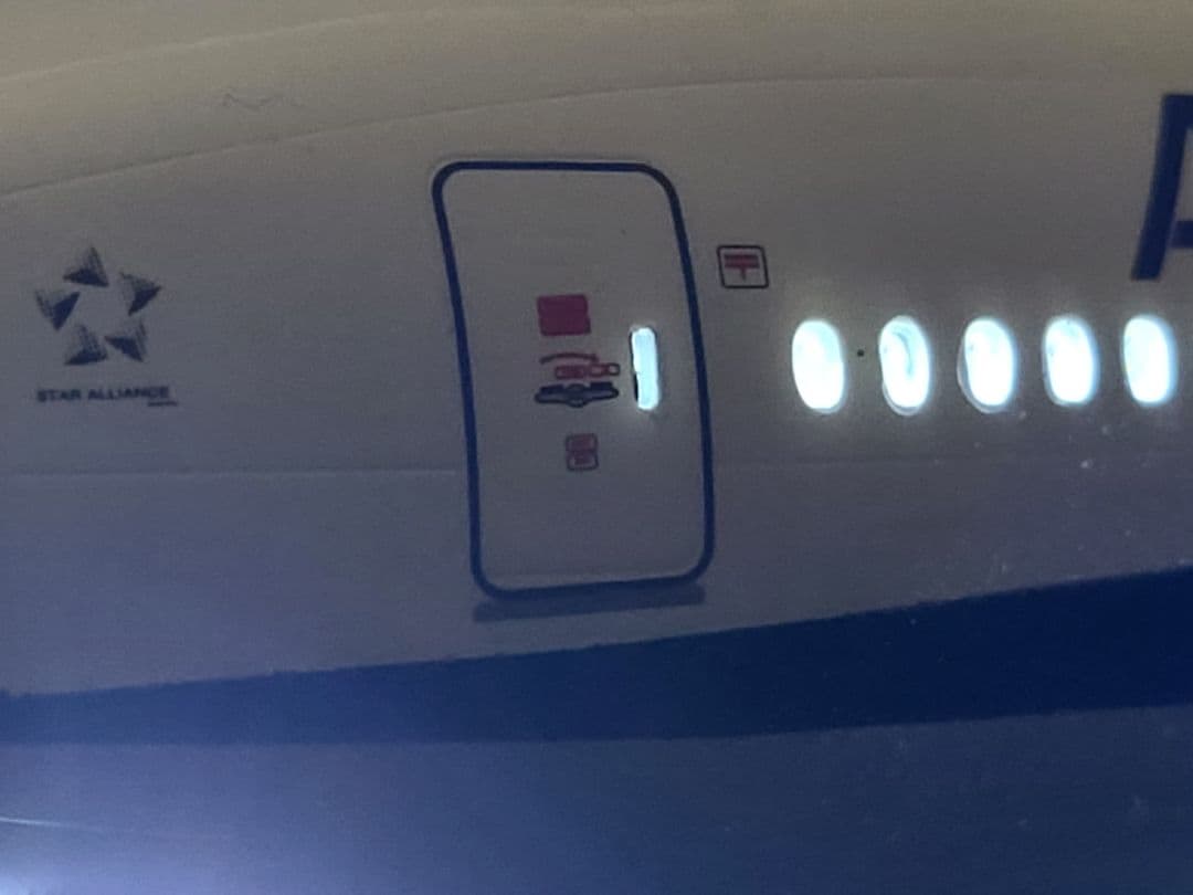 ANA BOEING 777-300 LED 仕様完成品