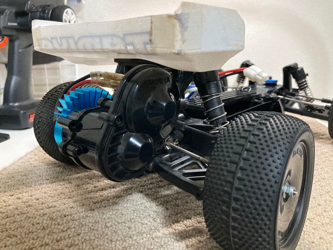 タミヤ DT02 サンドバイパー メカ付き 新品シャーシ、新品ギアボックス付き