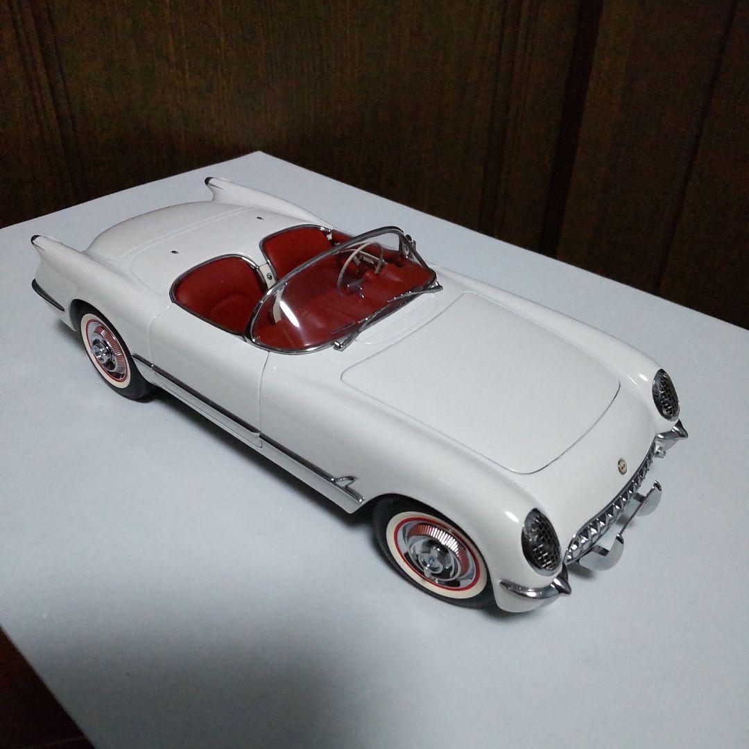 シボレー コルベット 1953 ホワイト 1/18 オートアート