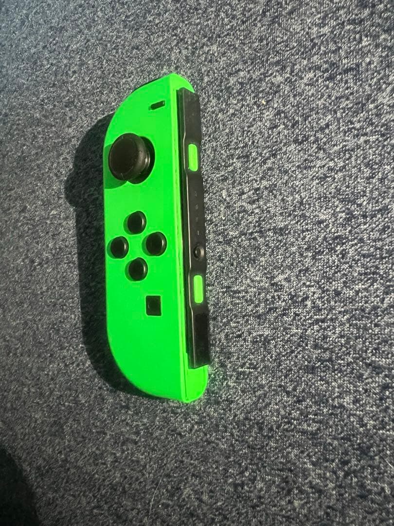 ニンテンドーSwitch 本体 + ドック+ACアダプター+ホリコントローラー