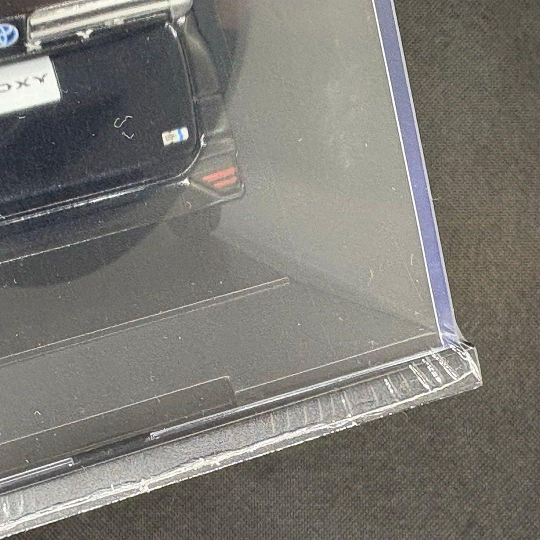 トヨタ VOXY 90系ブラック 未開封ミニカー 1/30 非売品 新品未開封