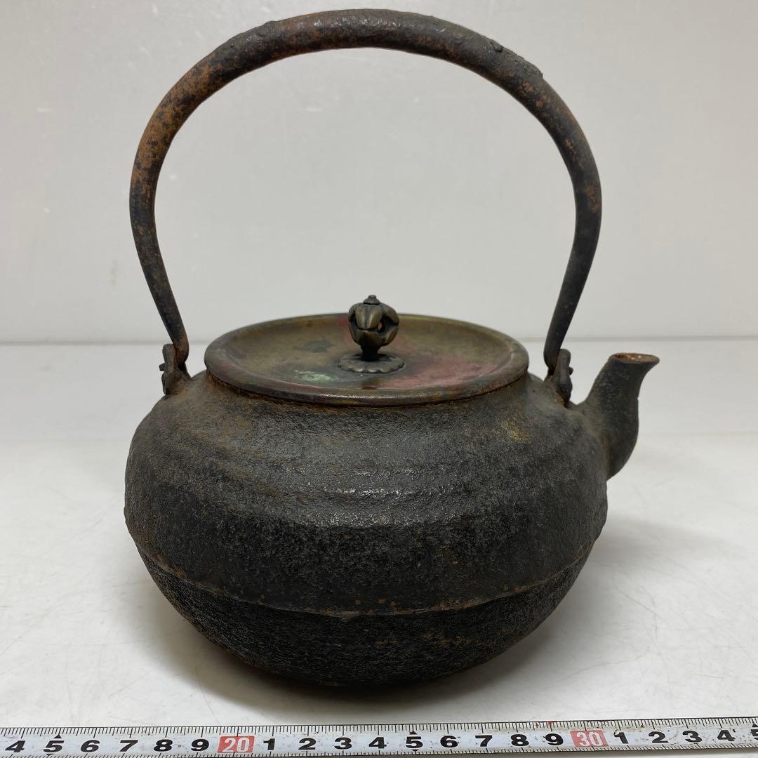 形の良い 鉄瓶 高さ約21cm 重さ1400g トヒサ