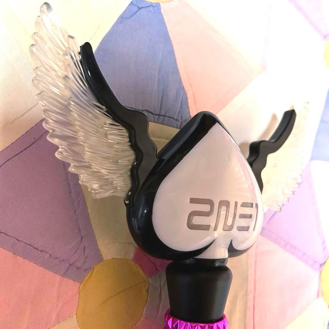 希少品　2NE1　ペンライト　公式グッズ　FC限定　まとめ売り