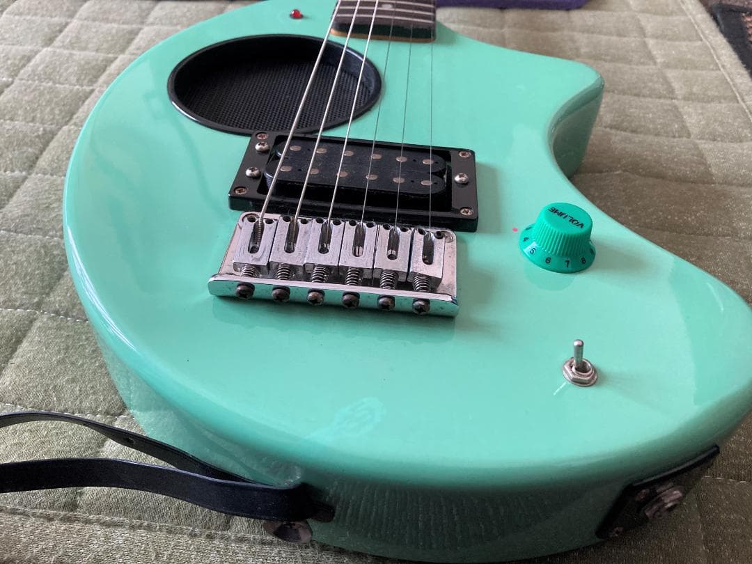 FERNANDES ZO-3　パステルグリーン　専用ソフトケース付き