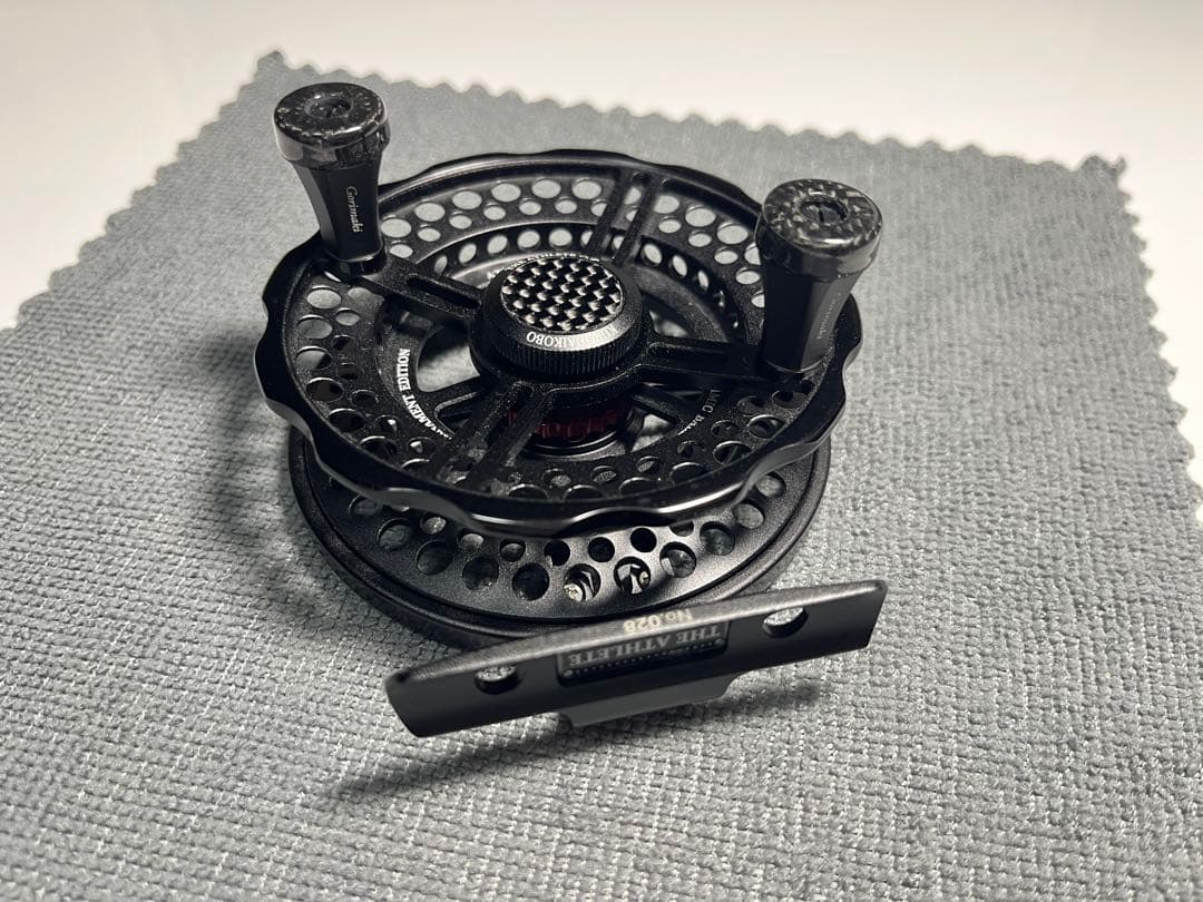 黒鯛工房 黒鯛師 The Athlete 90W-BLACK ヘチリール