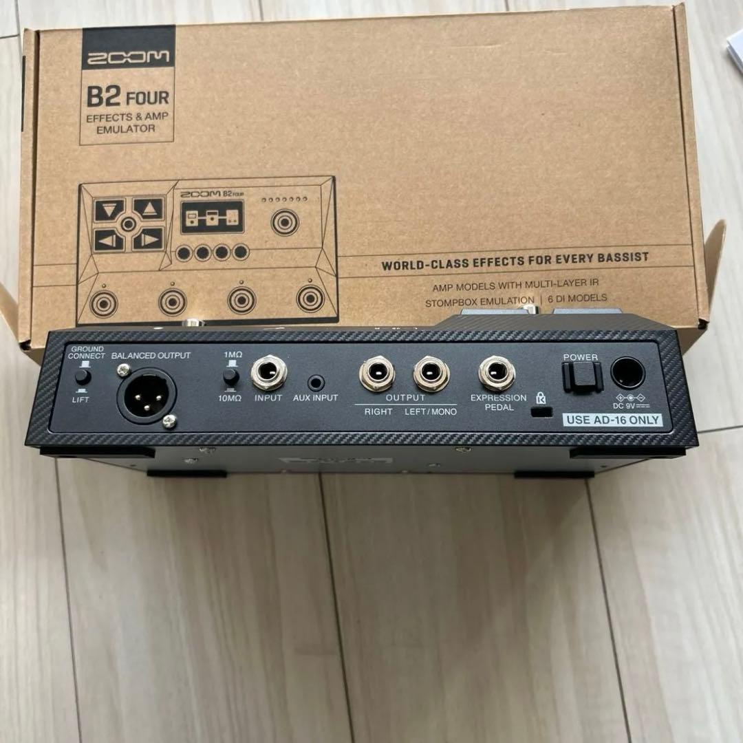 【ほぼ未使用】ZOOM B2 Four ベースエフェクター