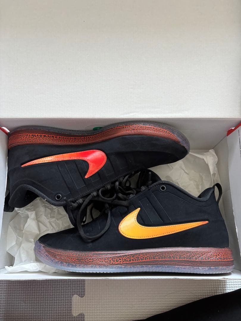 Nike Book2 あ