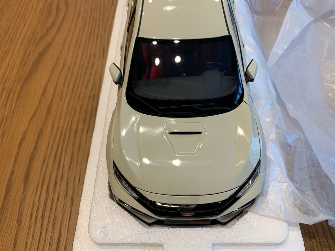 Honda Civic Type R 1/18 ミニカー LCD MODELS