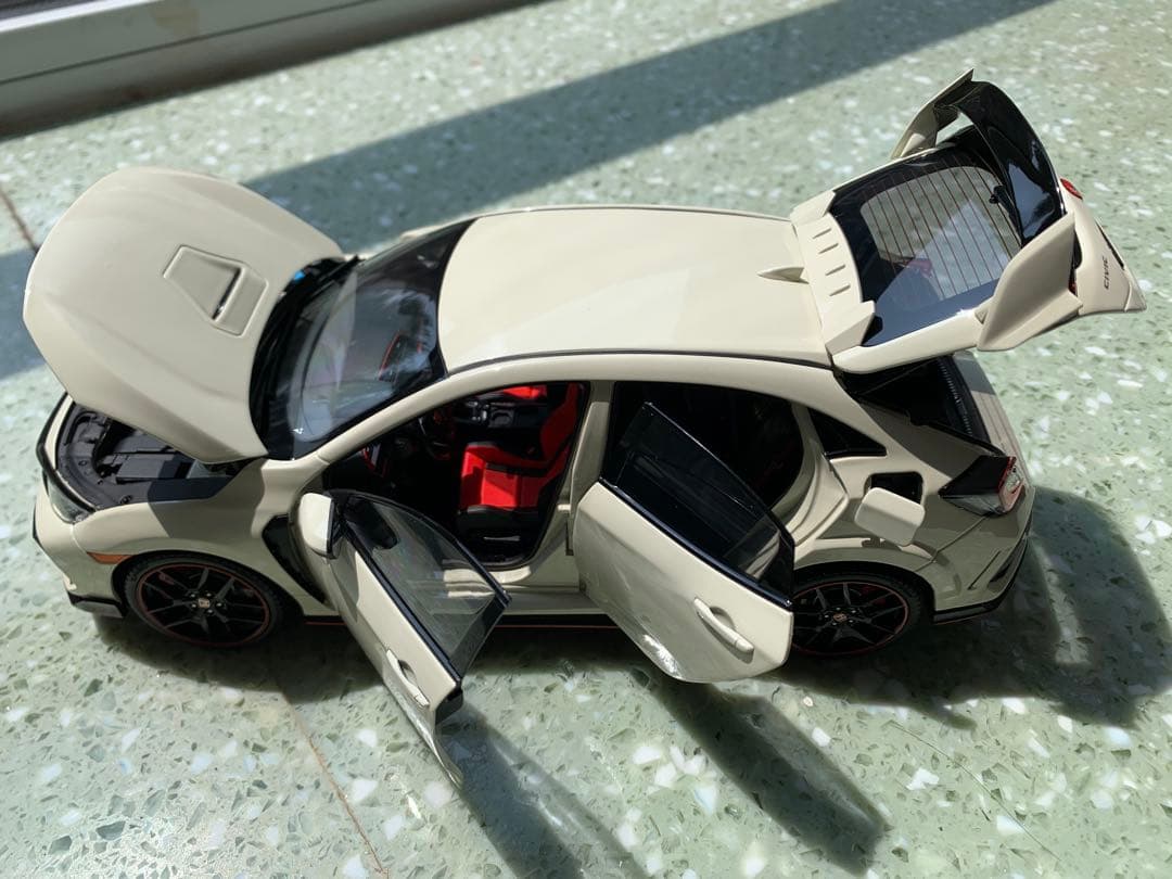 Honda Civic Type R 1/18 ミニカー LCD MODELS