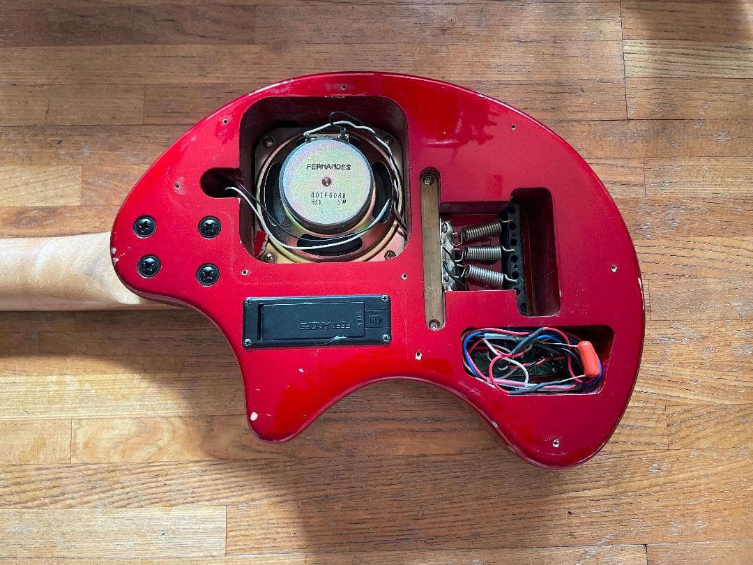 e*i様 訳アリ品　フェルナンデス　ZO-3　芸達者　メタリックレッド　トーン追