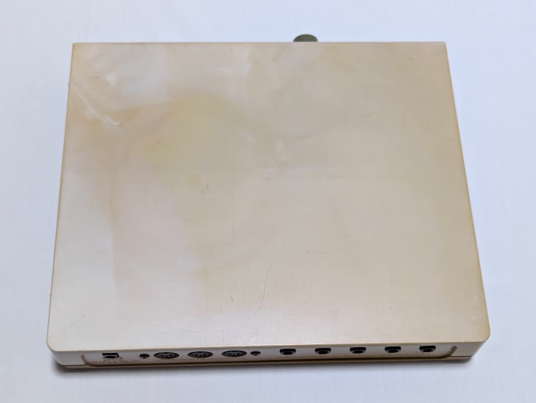 Roland CM-300　GS SOUND MODULE　シンセサイザー　音源