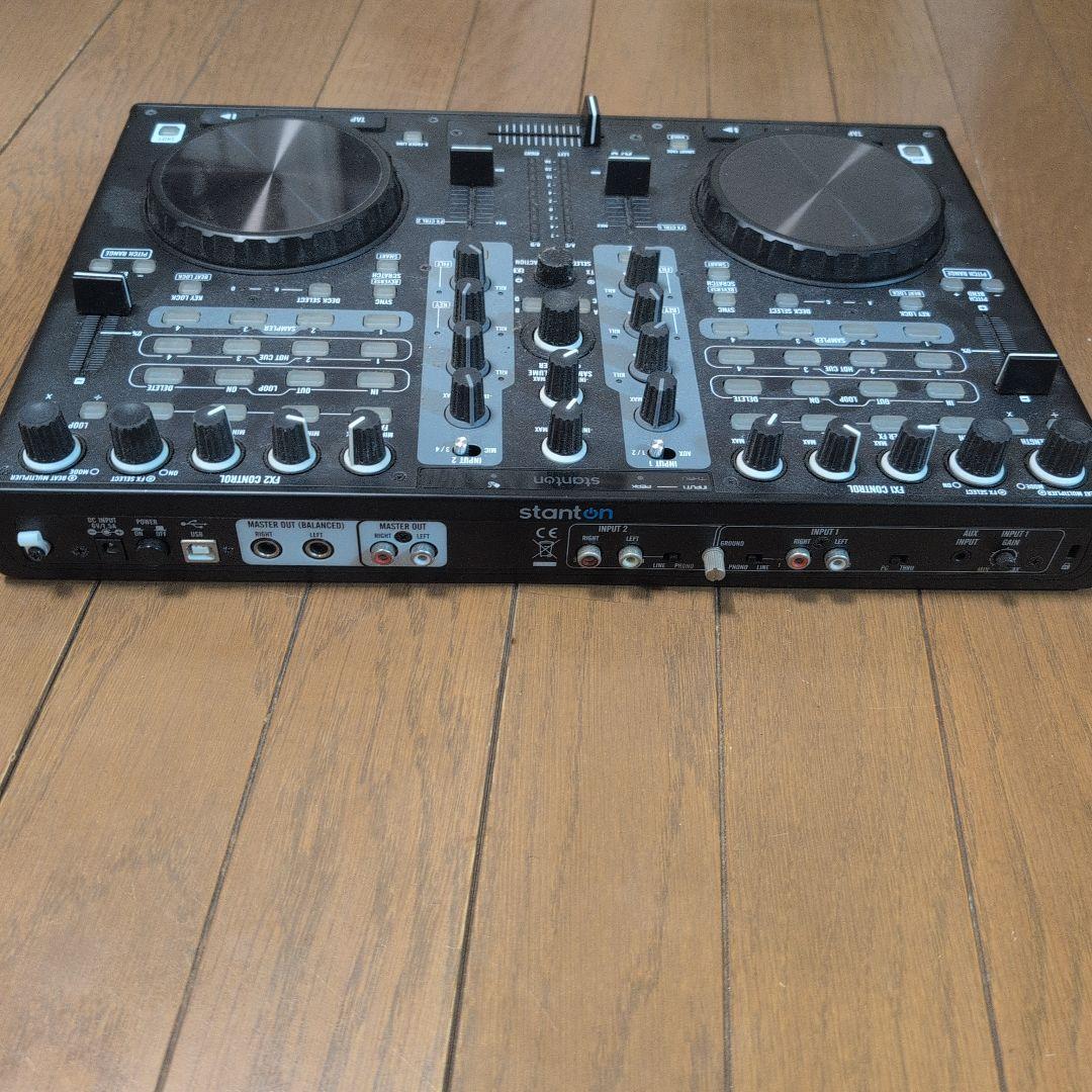 Stanton DJC.4 DJコントローラー