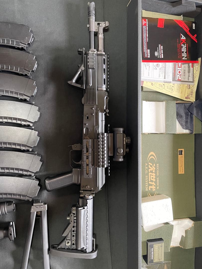 次世代電動ガン　AK102 M4ストックカスタム　マグ7本　サイト　その他セット