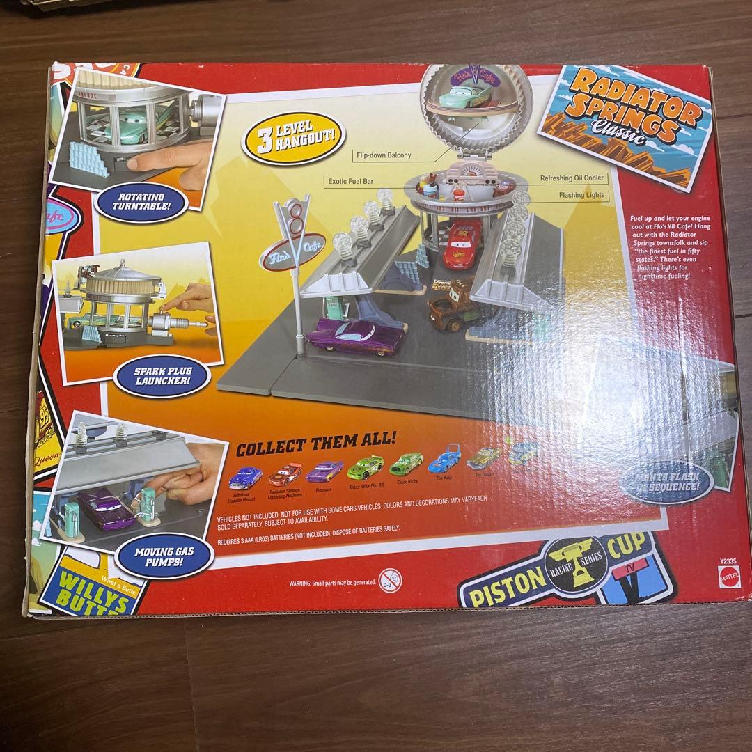 未開封 カーズ　cars Disney マテル フロー V8 カフェ ダイナー
