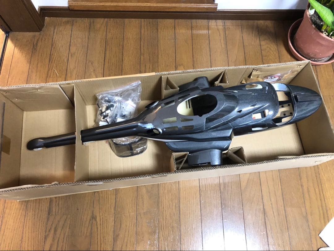 パ*ン様 未使用ラジコンヘリコプター用エアーウルフ