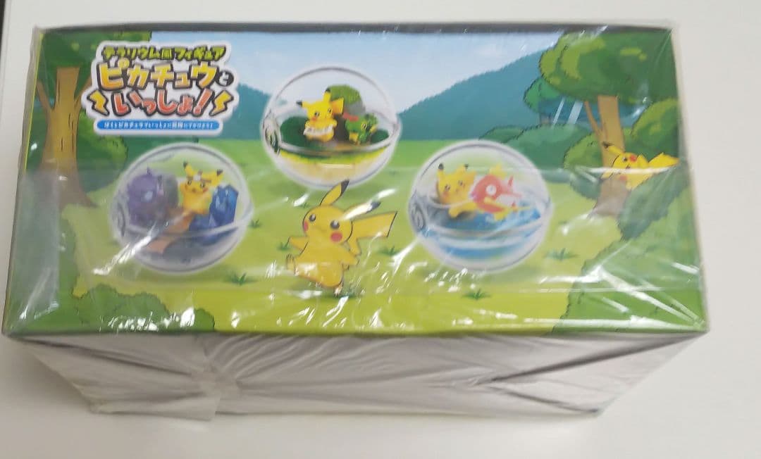テラリウム風フィギュア ピカチュウといっしょ ポケモンセンター限定