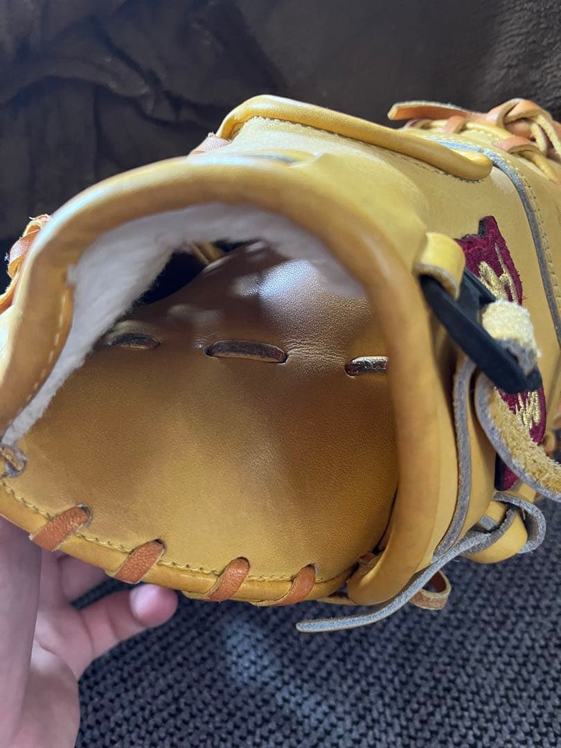 【最終値下げ】ファーストミット　軟式　玉澤