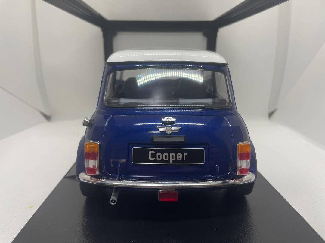 305-048 KK 1/12 ミニ クーパー RHD ブルー×ホワイト