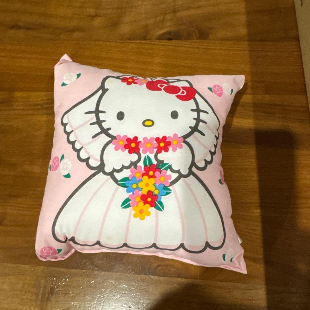 u*）様 激レア　キティちゃん　パタパタカレンダー　セット