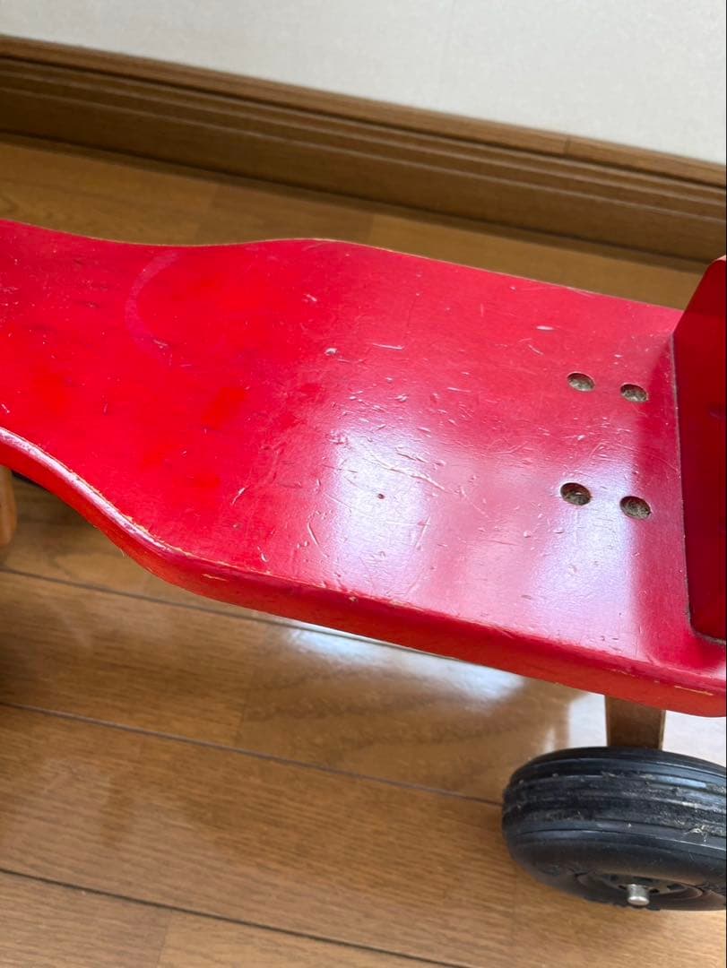 木製 キッズ 乗用玩具 四輪 ライドオン レトロ 赤 車