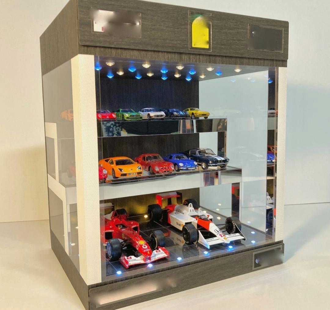一球オーダー品・雛壇3層式・ディスプレーBOX・スタイリッシュジオラマ
