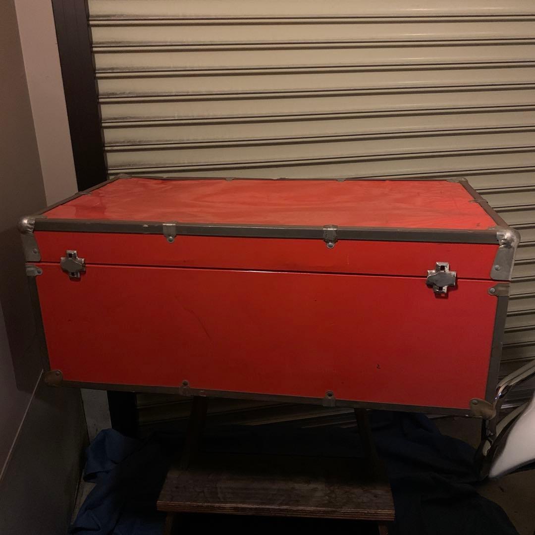 1970’sヴィンテージスチールサーフェイストランク　収納　インテリア　レトロ