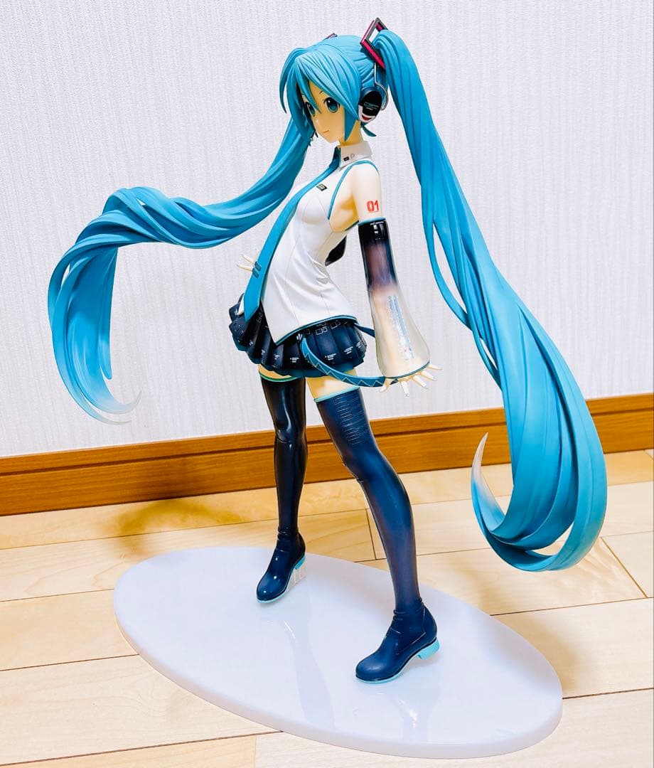 送料込み◎匿名配送◎ 初音ミク V3 1/4スケール　フィギュア