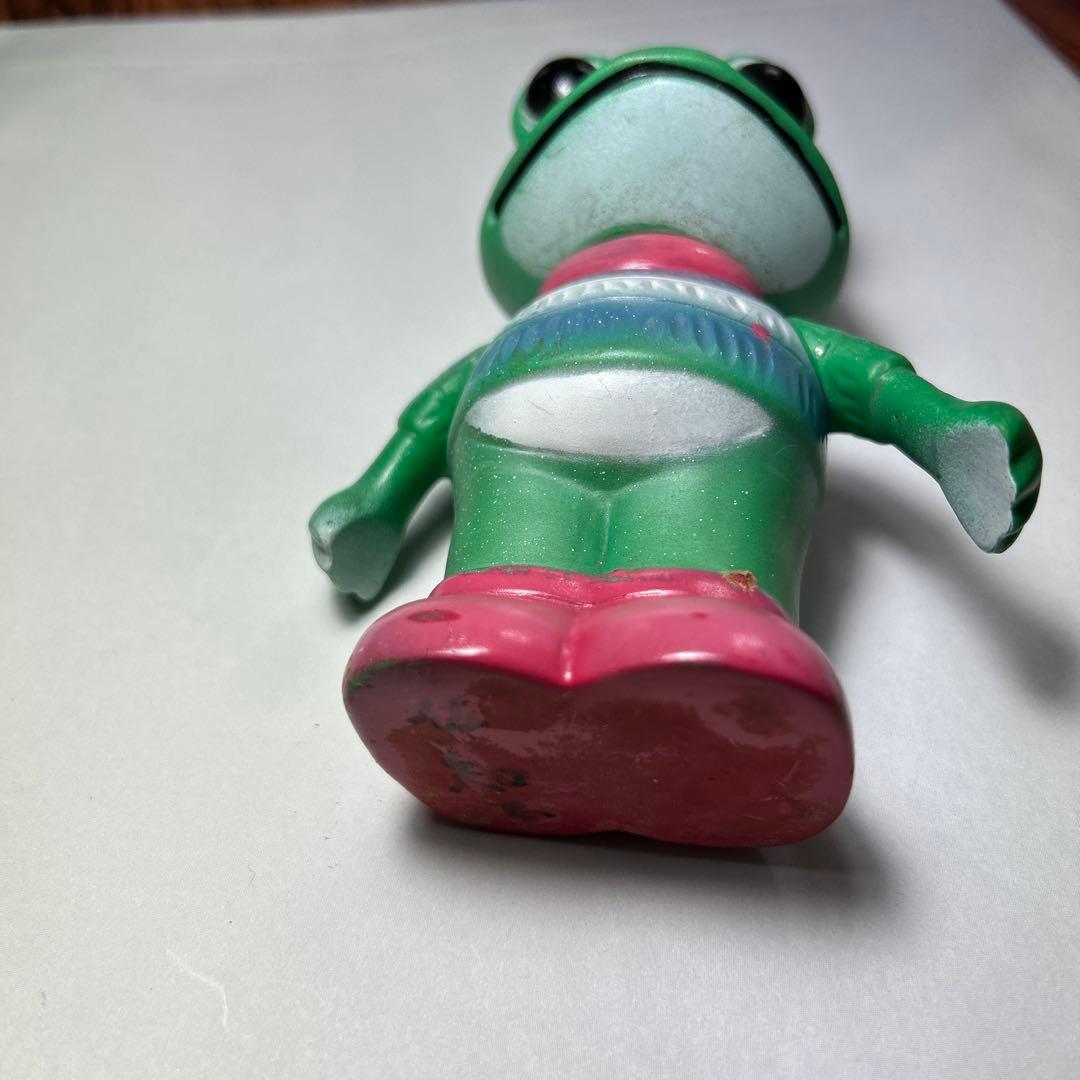木馬座　ケロヨン　ソフビ製　貯金箱