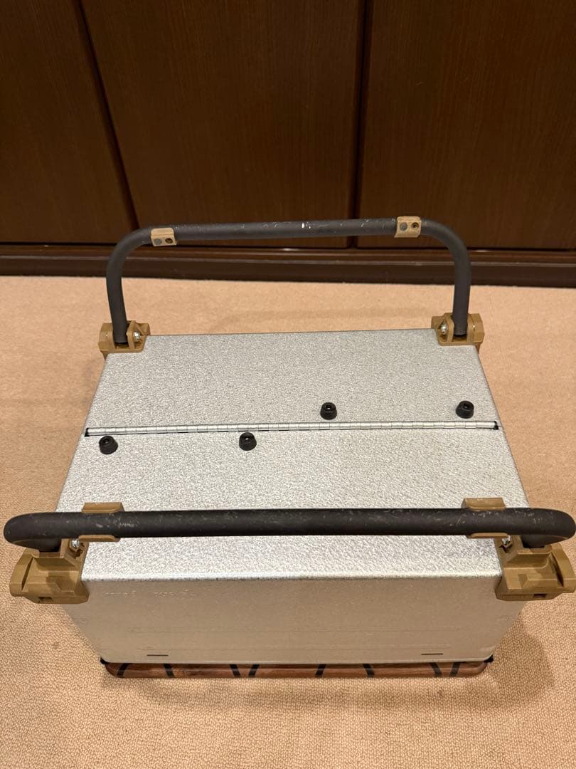 WANTKEYCAMP オマージュ/脚付シェルコン＋ウォルナット×レジン