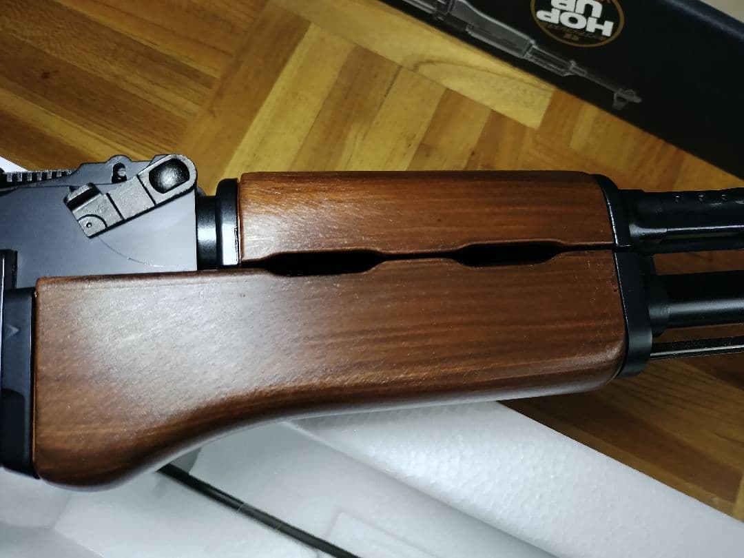 マルイ AK47 電動ガン 別マガジン、マウント付き18歳以上　スタンダード