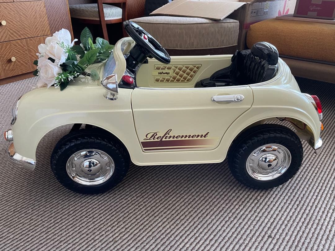 電動乗用カー　ラジコンカー　リングガール　リングボーイ