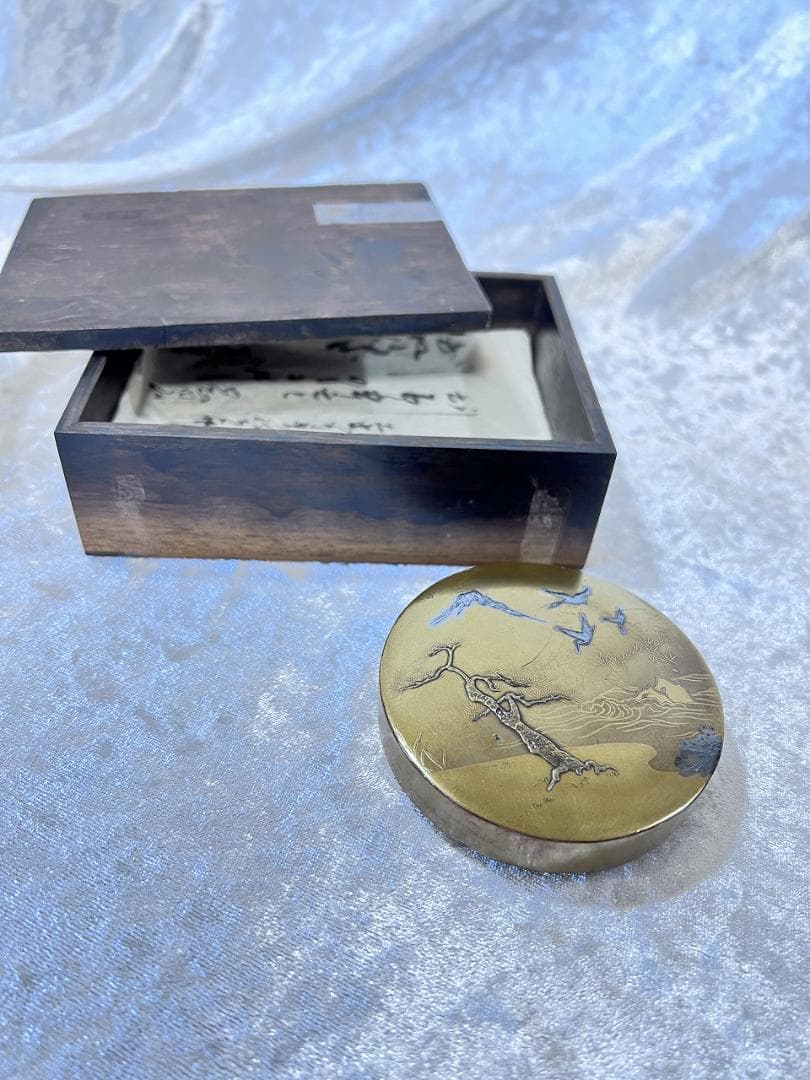 金蒔絵山水紋香箱　江戸期　合せ箱　金銀　富士山　高蒔絵 山と鳥のデザイン