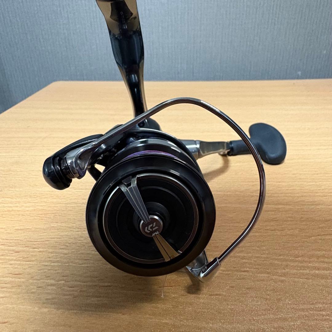 ひ*ー様 ダイワ 24セルテートLT3000-XH SLPWorksハンドルノブ