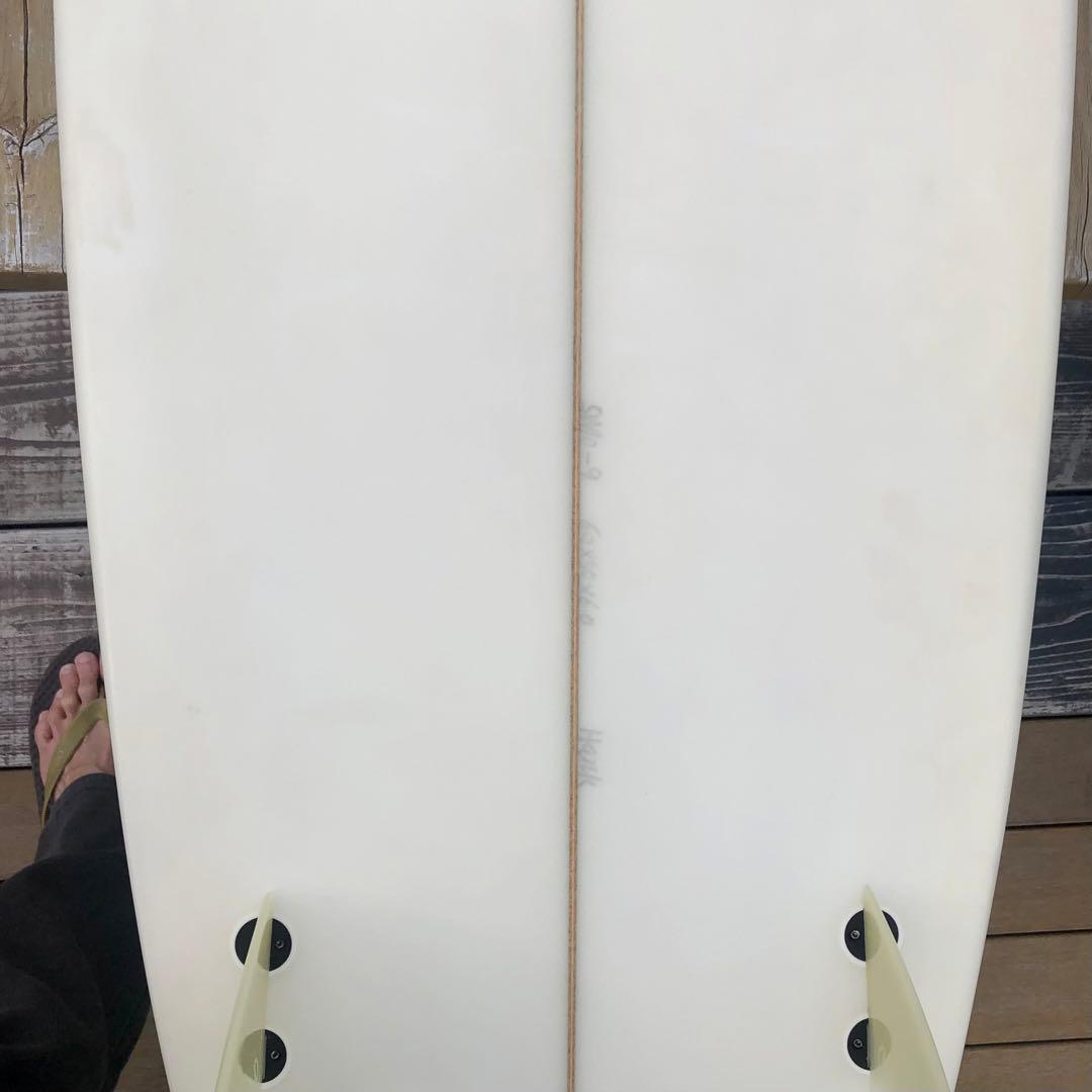 良品訳ありSWELLサーフボード6'2\"クリスタルデッキグリップハードケース付き