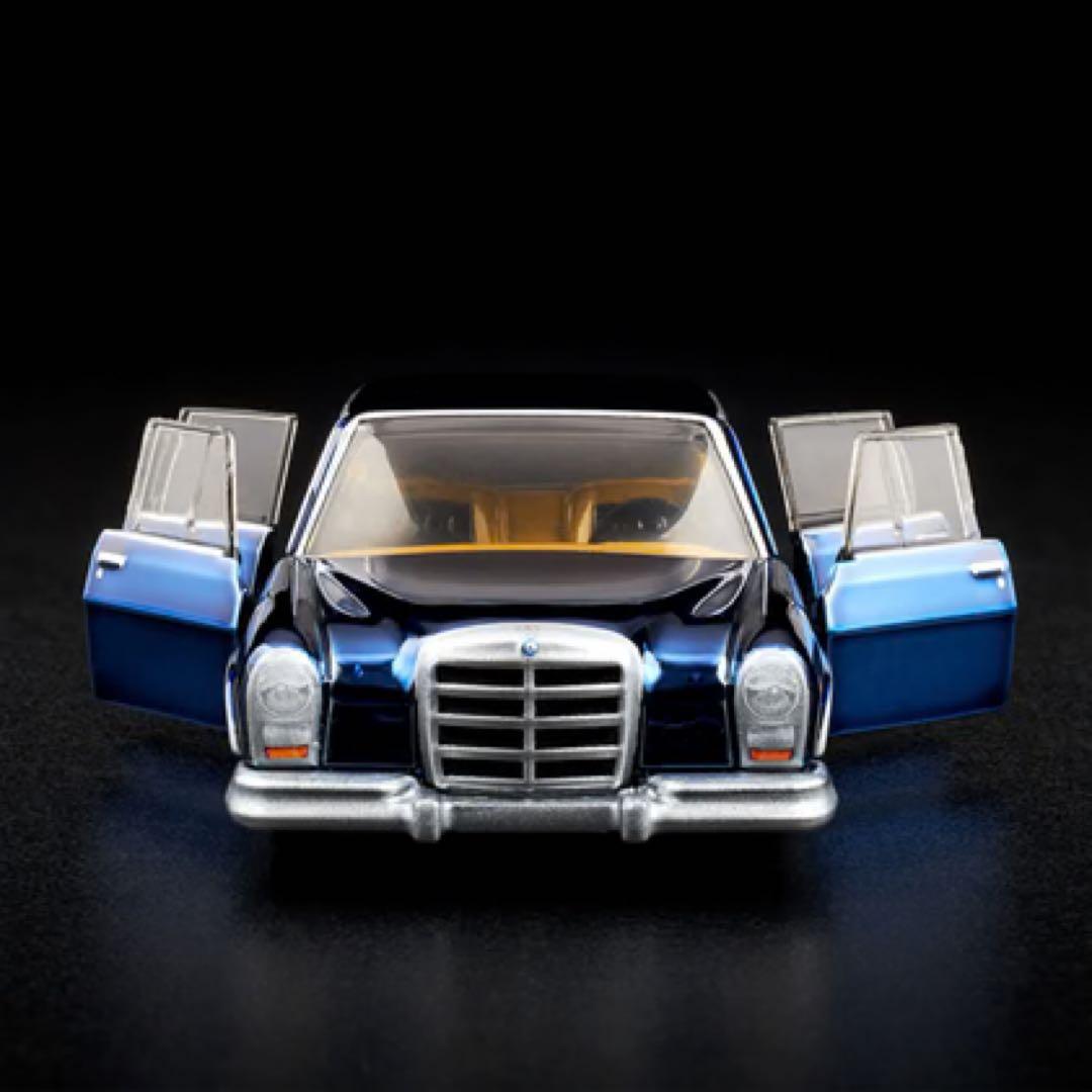 ミニカー Mercedes-Benz 600 1964 RLC