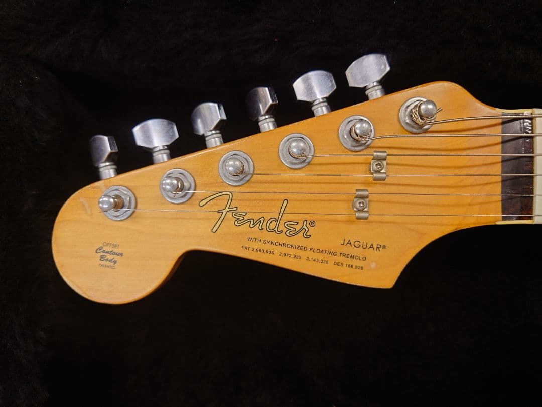 ギター Fender Jaguar Lefty Roadworn  cobain