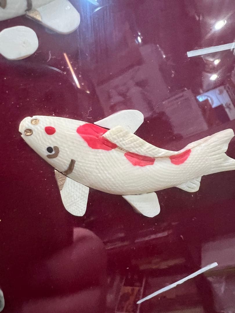 送料込　美しい美術品　技術工芸品　真鯉　緋鯉　鯉の滝登り　永象作　絵画額入り