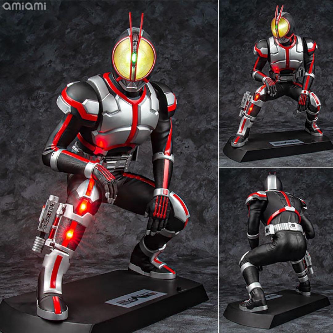 メガハウス　フィギュア「Ultimate Article 仮面ライダーファイズ」