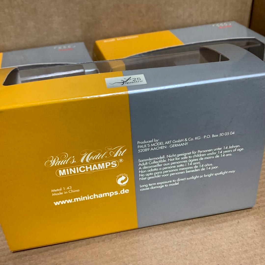 Audi quattro 1/43 minichampsアウディ純正版　クワトロ